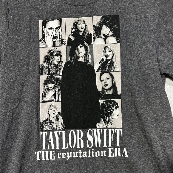 Bella Canvas Tops - Taylor Swift Concert T-Shirt The Reputation Era Womens‎ Medium Gray Short Sleeve